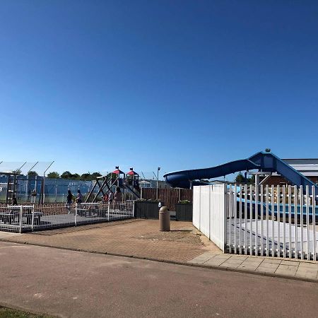 3 Bed 8 Berth Caravan In California Cliffs - M1 Great Yarmouth Zewnętrze zdjęcie